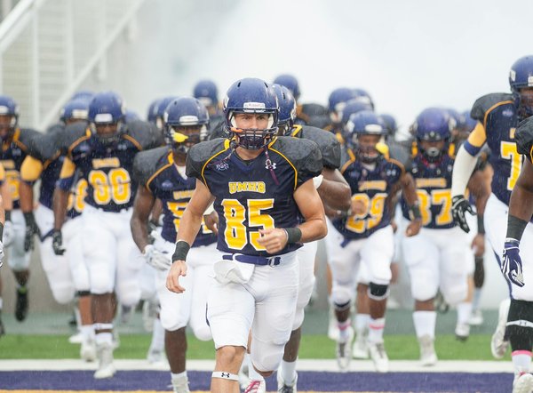 What are the secrets to crafting the ultimate beef Wellington?